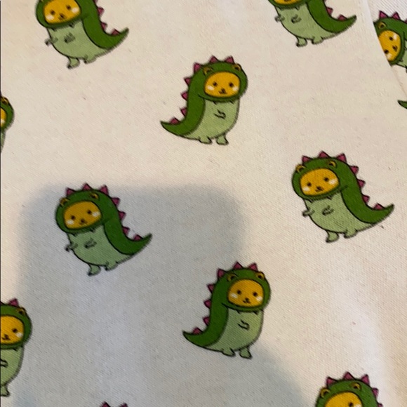 Dinosaur sweater Forever 21 - Picture 2 of 3